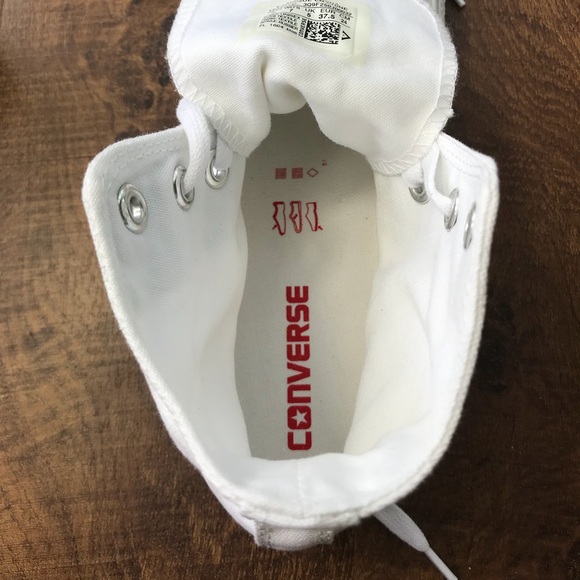 NWT Converse Ctas HI White/Navy/Red WMNS AUTHENTIC - Picture 7 of 7